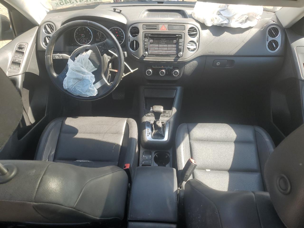 2010 Volkswagen Tiguan Se VIN: WVGBV7AX2AW526168 Lot: 81247345