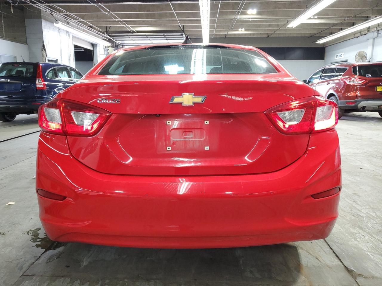 2017 Chevrolet Cruze Ls VIN: 1G1BC5SM5H7109207 Lot: 81832575