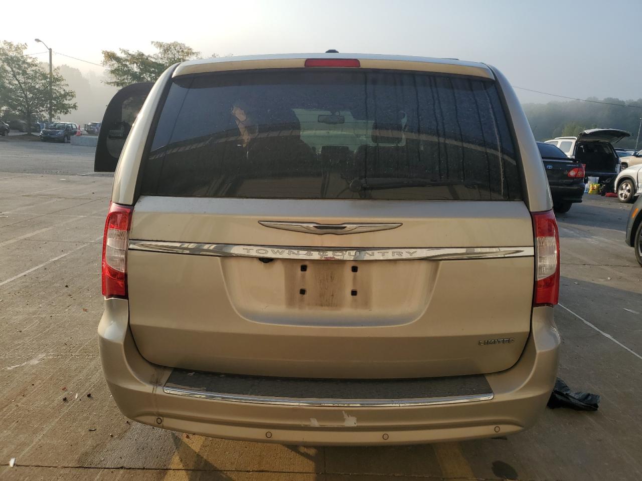 2015 Chrysler Town & Country Limited Platinum VIN: 2C4RC1GG5FR597703 Lot: 80322325