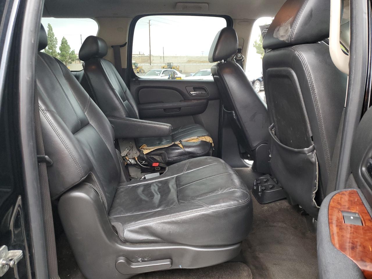 2009 Chevrolet Suburban C1500 Lt VIN: 1GNFC26089R196628 Lot: 80308515