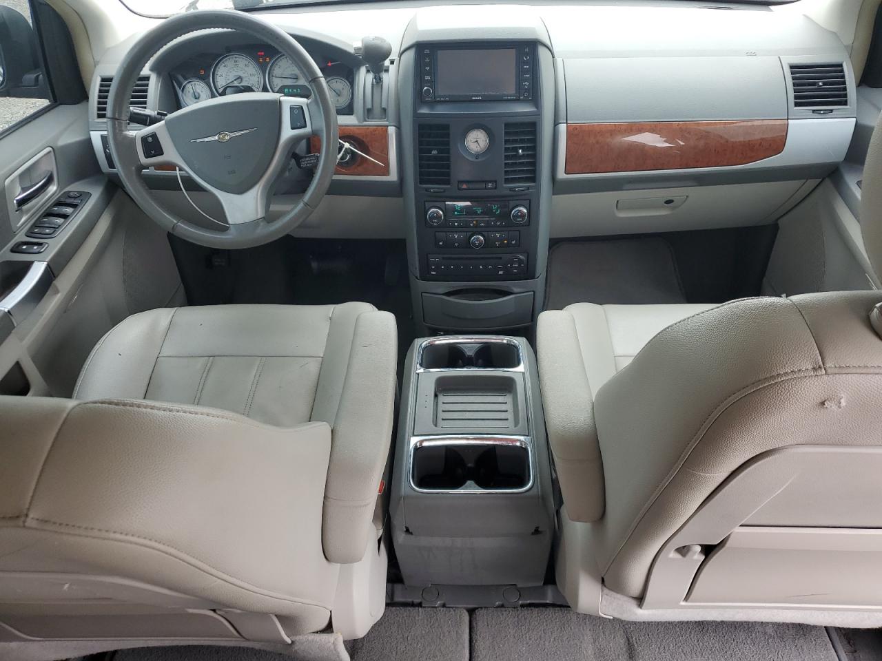 2008 Chrysler Town & Country Touring VIN: 2A8HR54P48R632216 Lot: 81798255