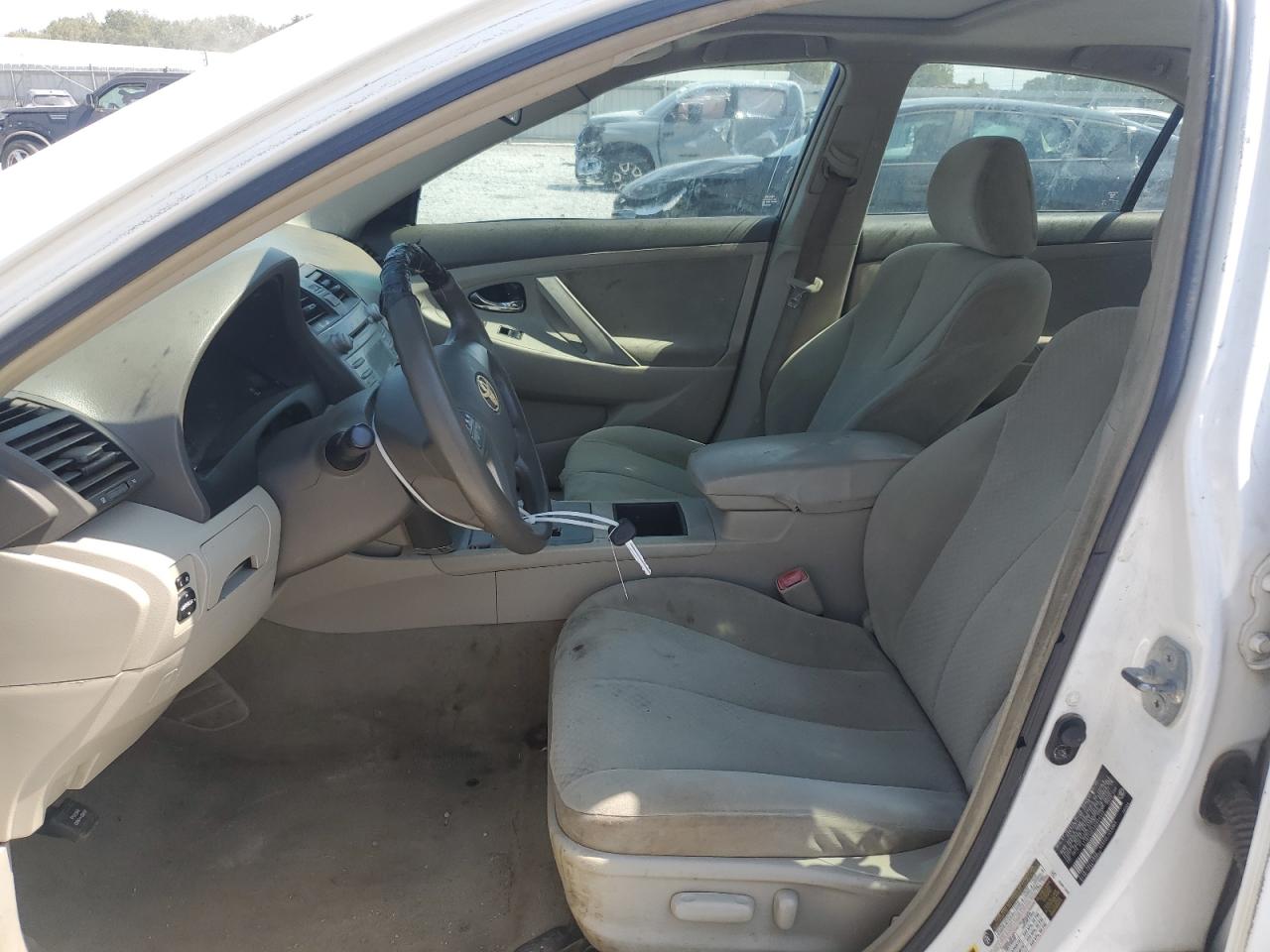 2009 Toyota Camry Base VIN: 4T1BE46K49U828449 Lot: 80101255