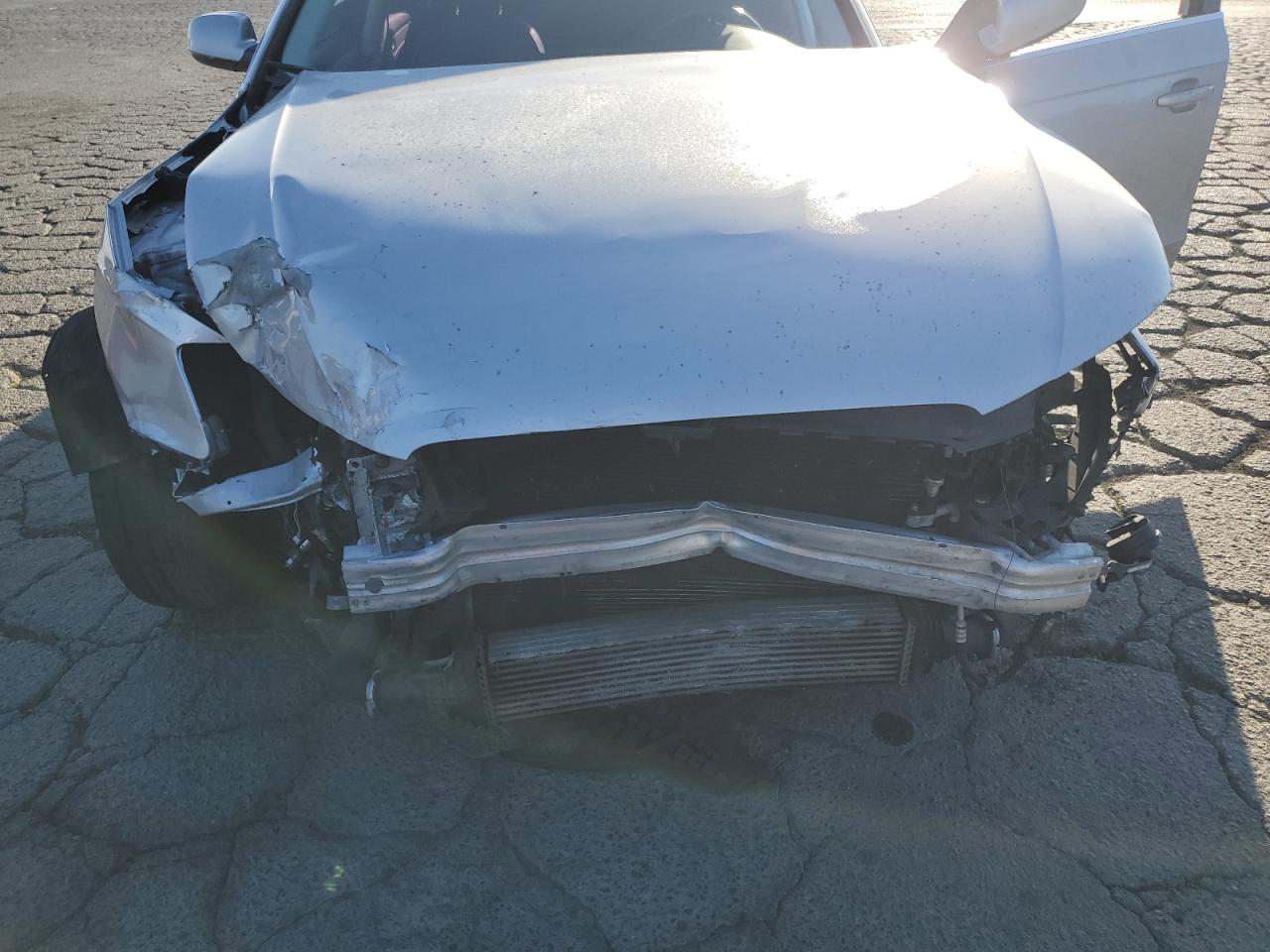 2010 Audi A4 Premium Plus VIN: WAUFFAFL9AN051109 Lot: 81330995