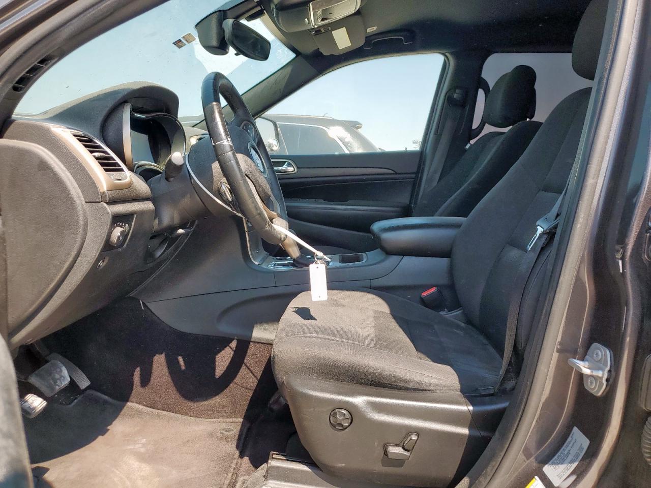 2017 Jeep Grand Cherokee Laredo VIN: 1C4RJEAG2HC610487 Lot: 80692695