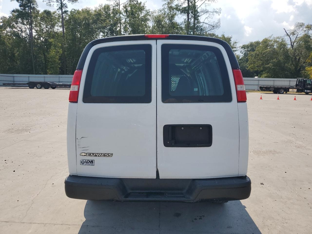 2019 Chevrolet Express G2500 VIN: 1GCWGAFP0K1168542 Lot: 81053705