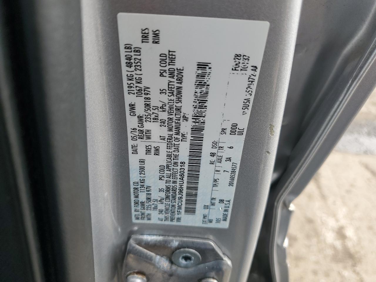 2017 Ford Escape Titanium VIN: 1FMCU9J96HUA60318 Lot: 81302185
