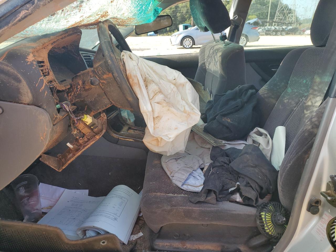 2003 Subaru Legacy L VIN: 4S3BH635937309733 Lot: 81426235