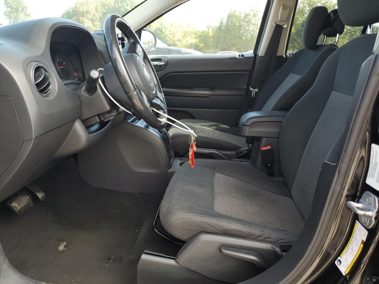 2011 Jeep Compass Sport VIN: 1J4NF1FB5BD193559 Lot: 71893195