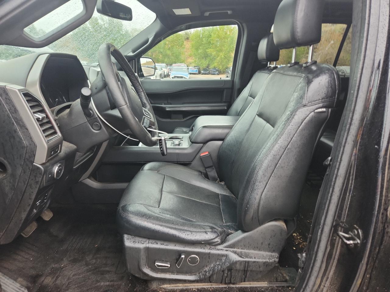 2018 Ford Expedition Xlt VIN: 1FMJU1JT8JEA43895 Lot: 81161255