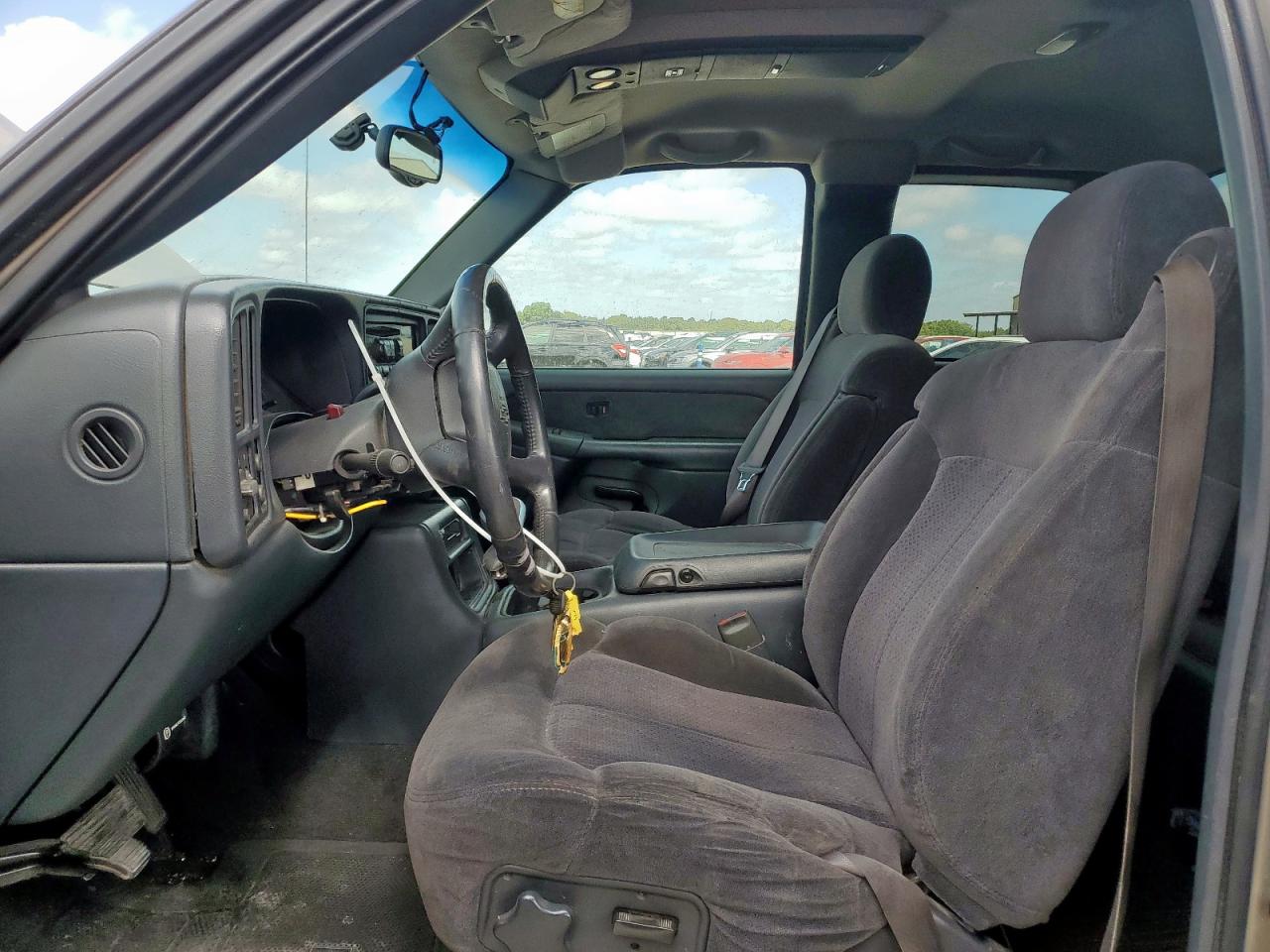 2001 Chevrolet Silverado C1500 VIN: 2GCEC19T411399923 Lot: 81725975