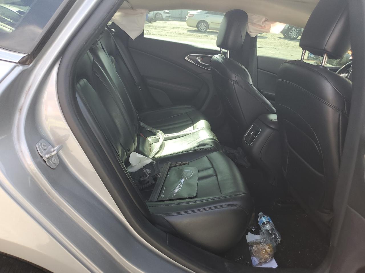 2016 Chrysler 200 C VIN: 1C3CCCCGXGN180779 Lot: 72069525