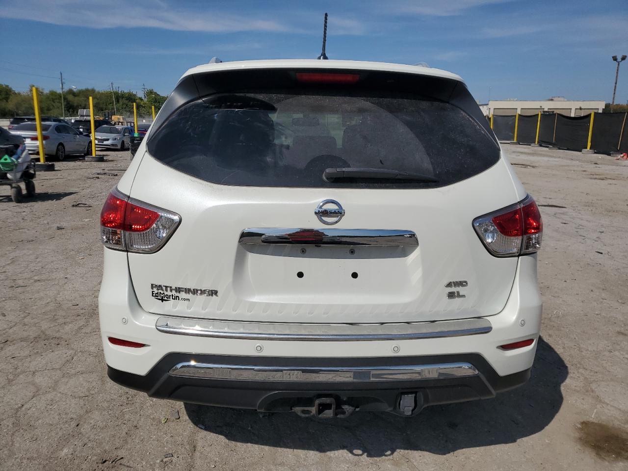 2015 Nissan Pathfinder S VIN: 5N1AR2MM3FC635445 Lot: 80817975