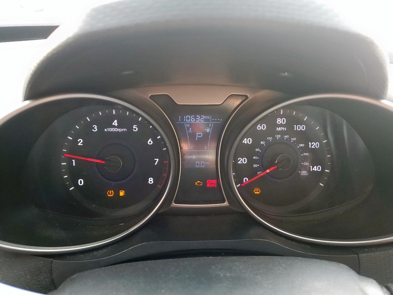 2017 Hyundai Veloster VIN: KMHTC6AD2HU315309 Lot: 81027345