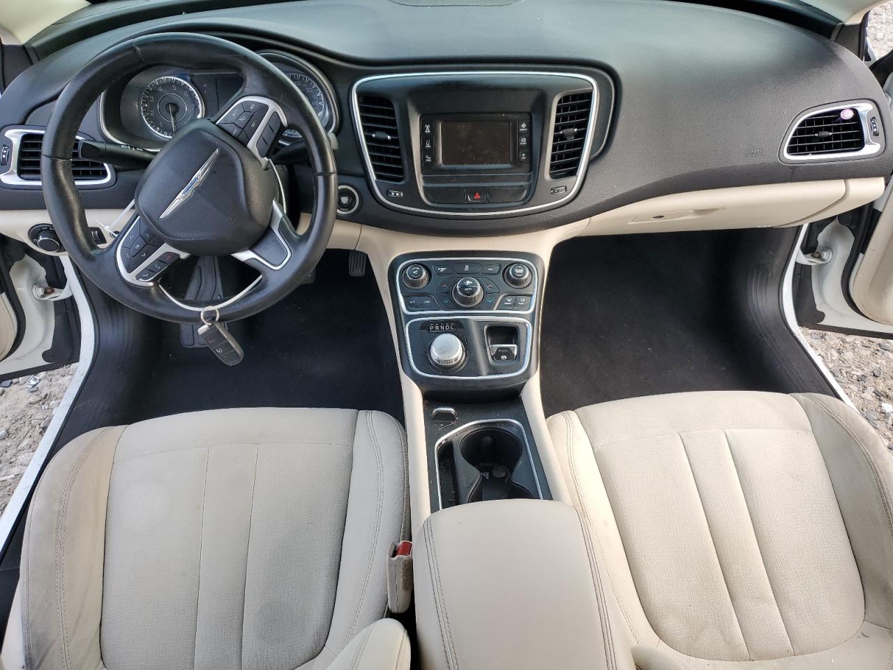 2015 Chrysler 200 Limited VIN: 1C3CCCAB2FN616174 Lot: 84367295