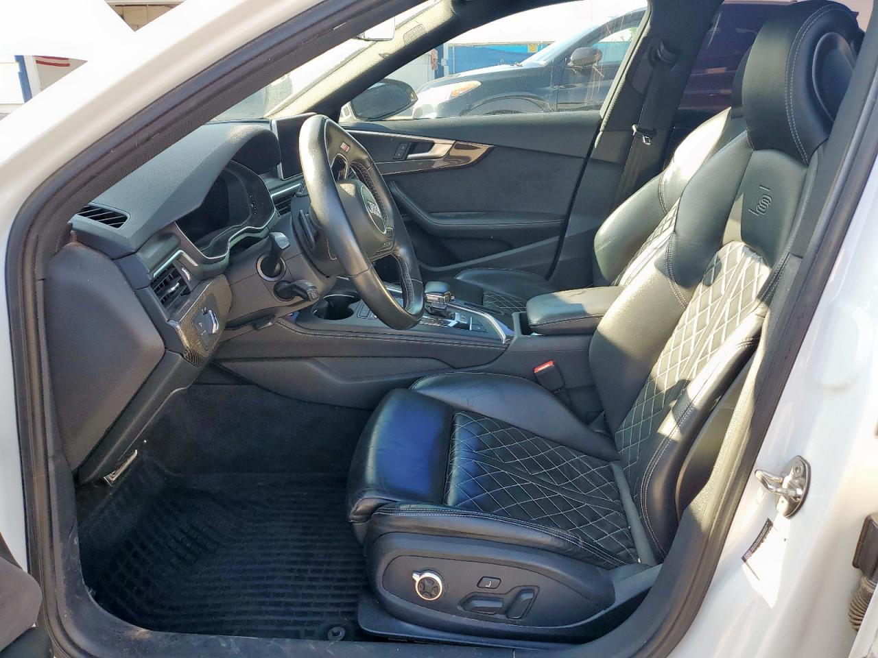 2018 Audi S4 Premium Plus VIN: WAUB4AF46JA080555 Lot: 71647985