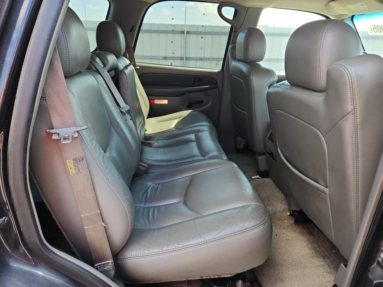 2003 Chevrolet Tahoe K1500 VIN: 1GNEK13Z53J231918 Lot: 84242305