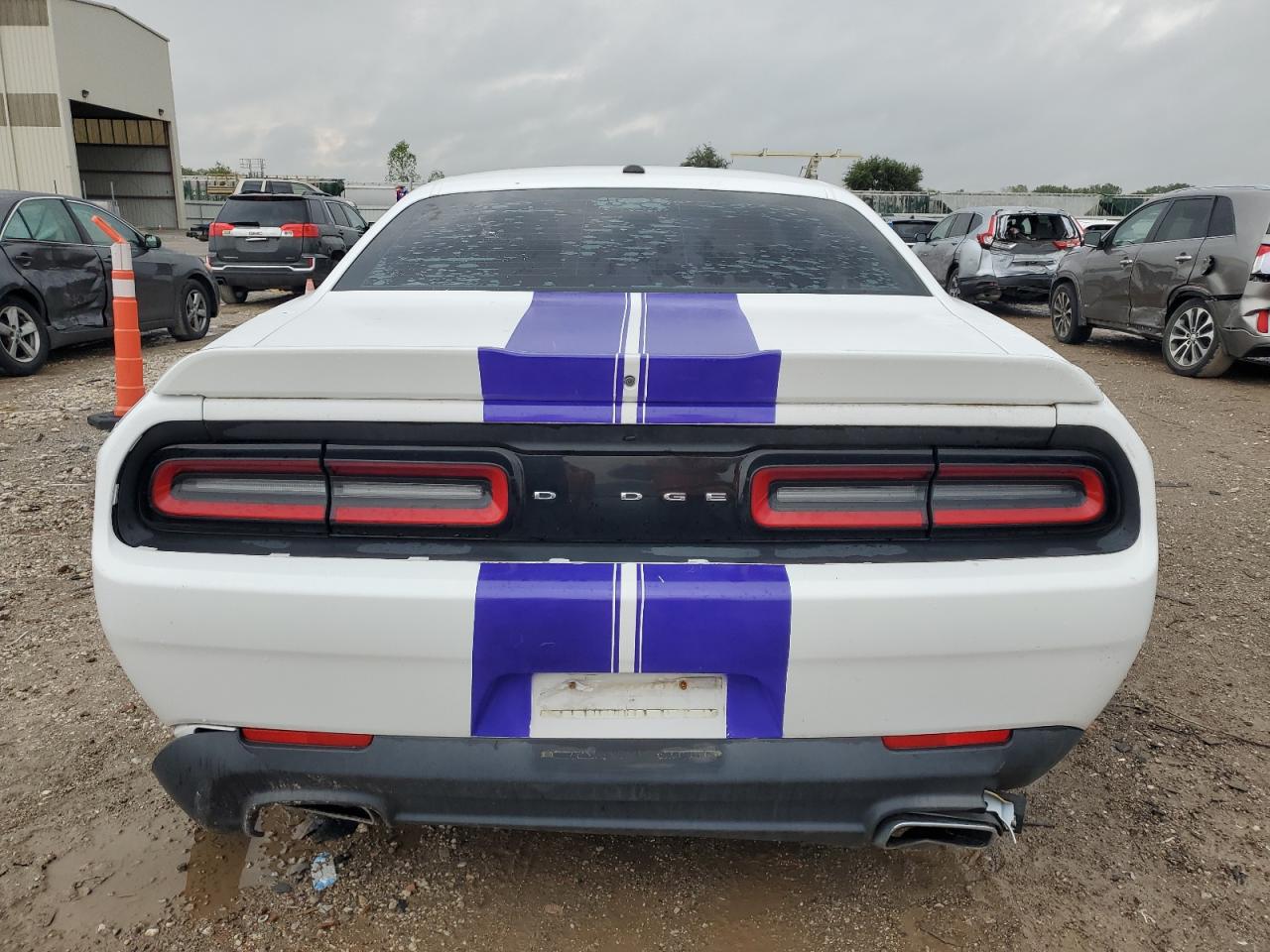 2018 Dodge Challenger Sxt VIN: 2C3CDZAG1JH241844 Lot: 83781135