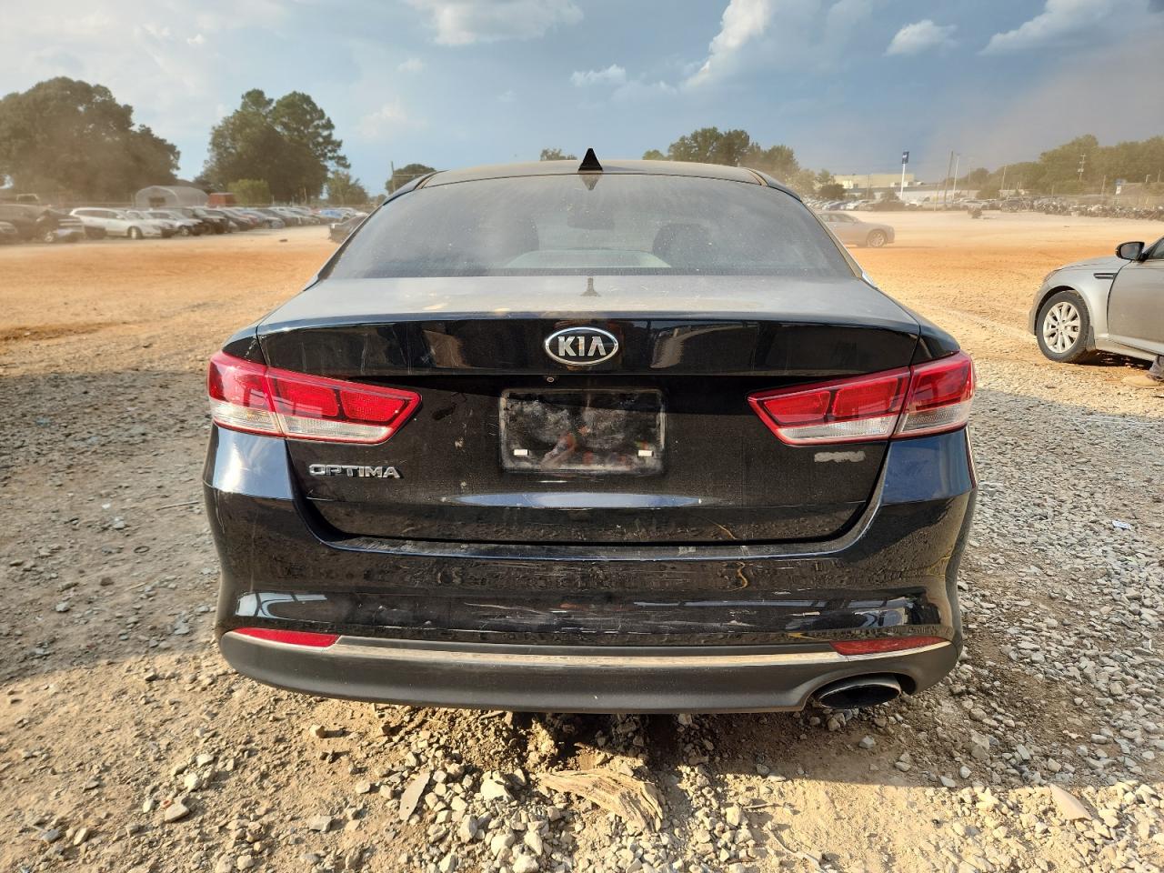 2017 Kia Optima Lx VIN: 5XXGT4L31HG122380 Lot: 80491895