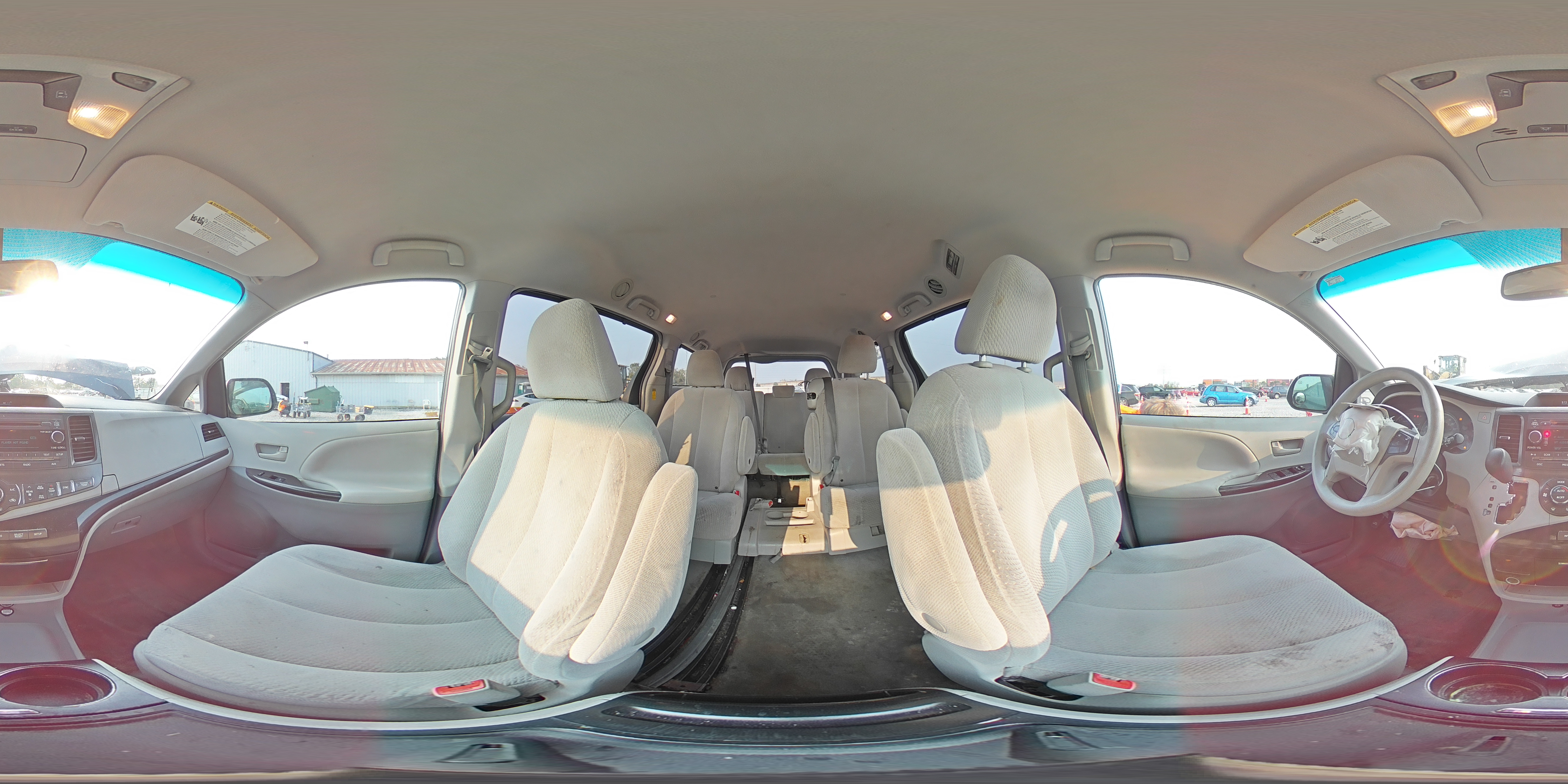 2014 Toyota Sienna Le VIN: 5TDKK3DC2ES463772 Lot: 71609325