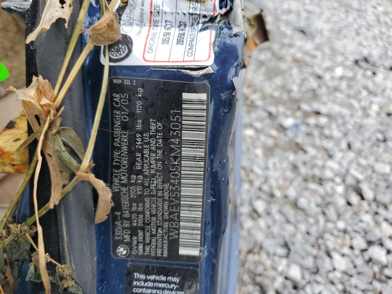 2005 BMW 330 I VIN: WBAEV53405KM43051 Lot: 81668065