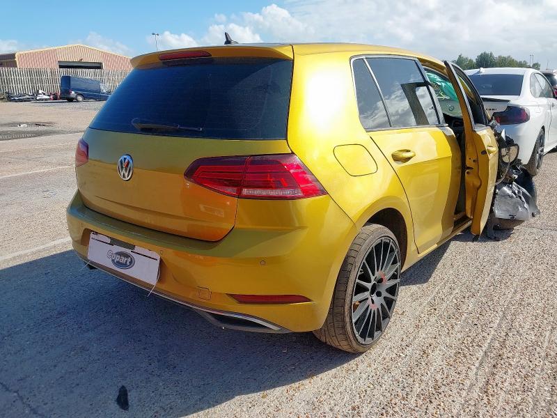 2017 VOLKSWAGEN GOLF SE NAVIGATION TDI BM 
