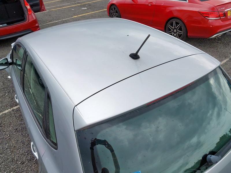 2015 VOLKSWAGEN POLO SE 