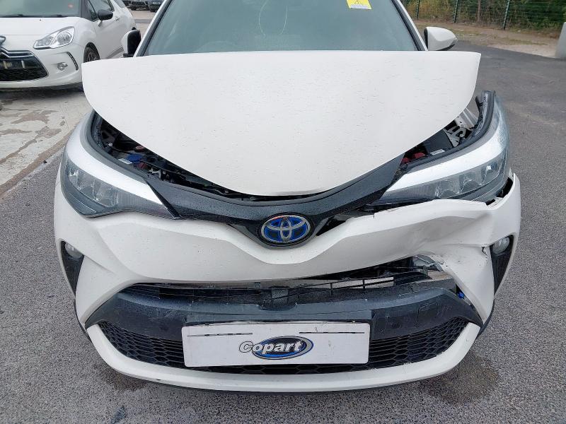 2020 TOYOTA C-HR DESIGN HEV CVT 