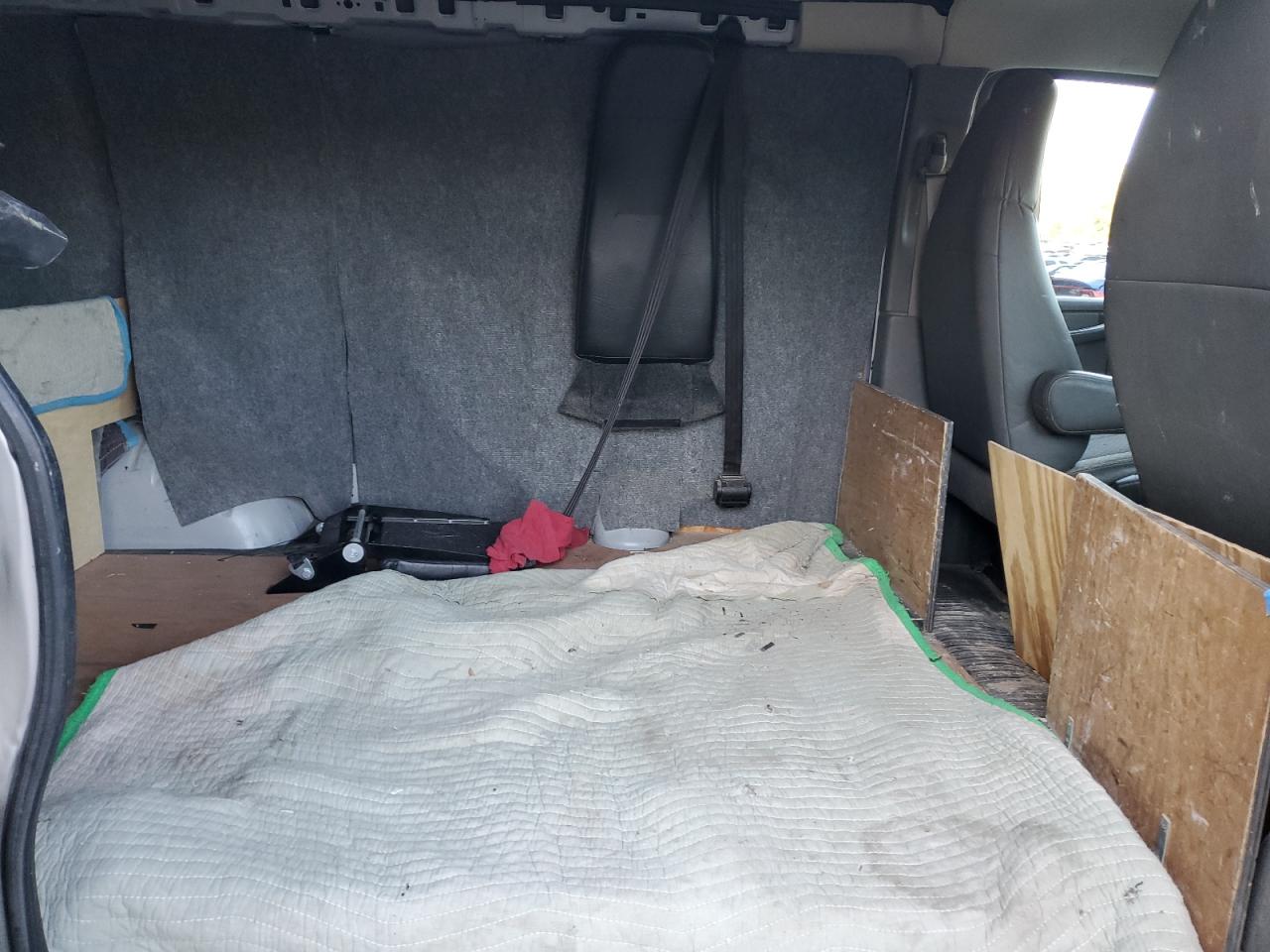 2012 Chevrolet Express G1500 VIN: 1GCSGAFX0C1161039 Lot: 71180255