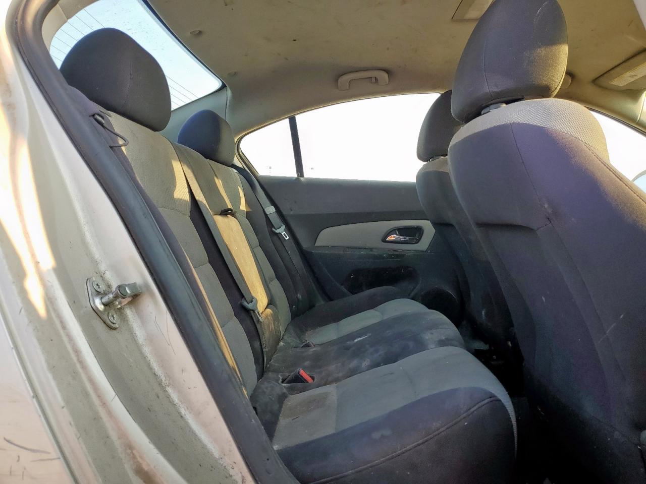 2014 Chevrolet Cruze Ls VIN: 1G1PA5SH2E7353486 Lot: 80834785