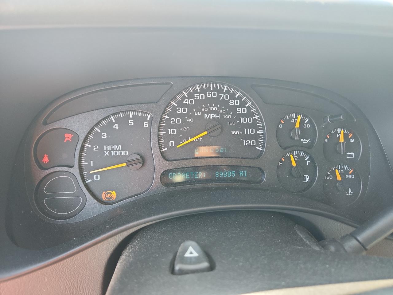 2005 Chevrolet Silverado C1500 VIN: 2GCEC19T551374437 Lot: 84639095