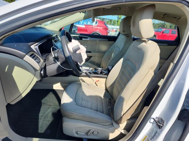 Седаны FORD FUSION 2016 Белы