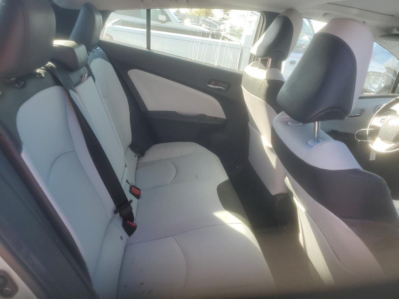 2017 Toyota Prius VIN: JTDKARFU5H3051587 Lot: 84061005