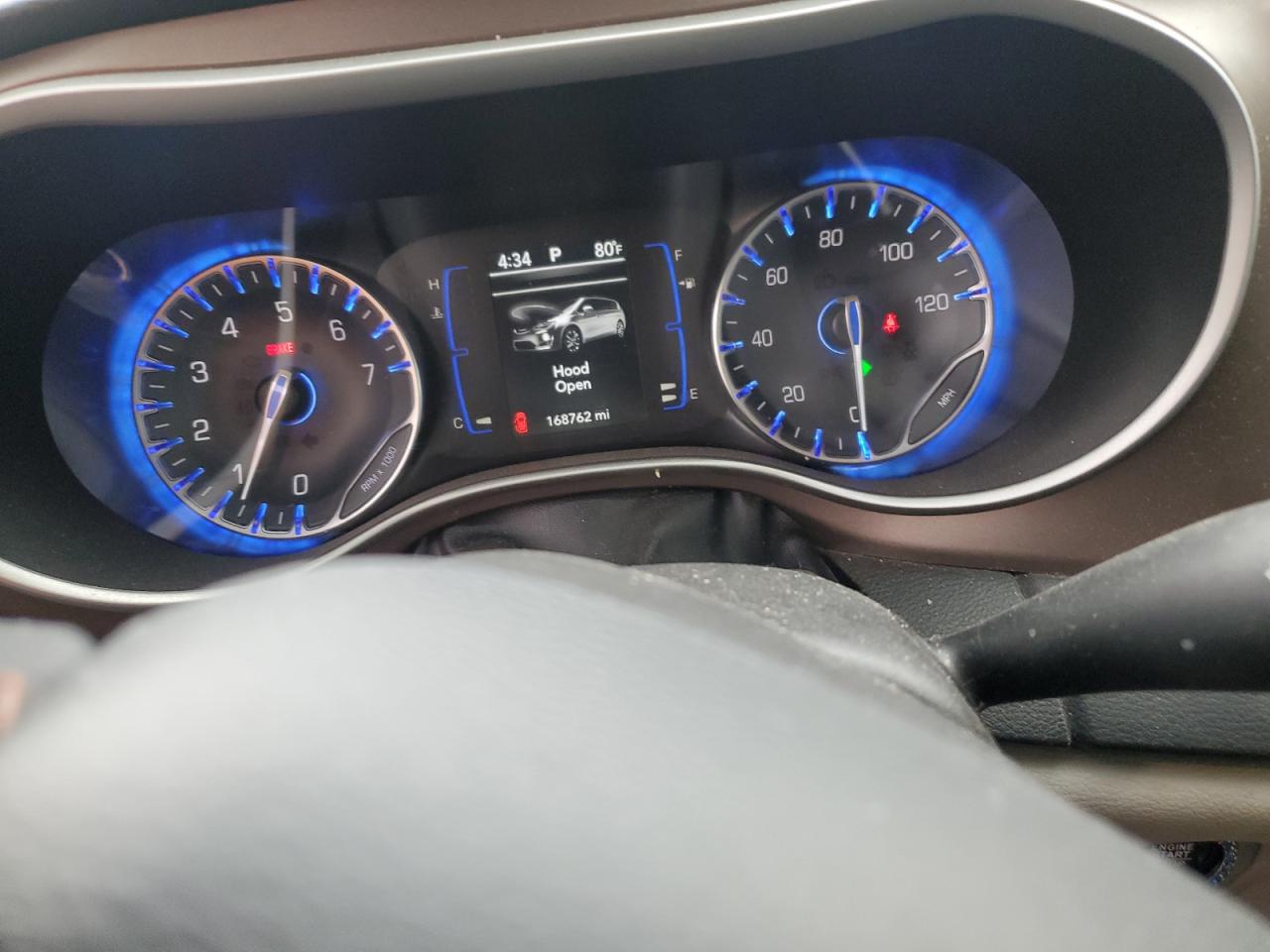 2018 Chrysler Pacifica Touring L VIN: 2C4RC1BG9JR124516 Lot: 71738455