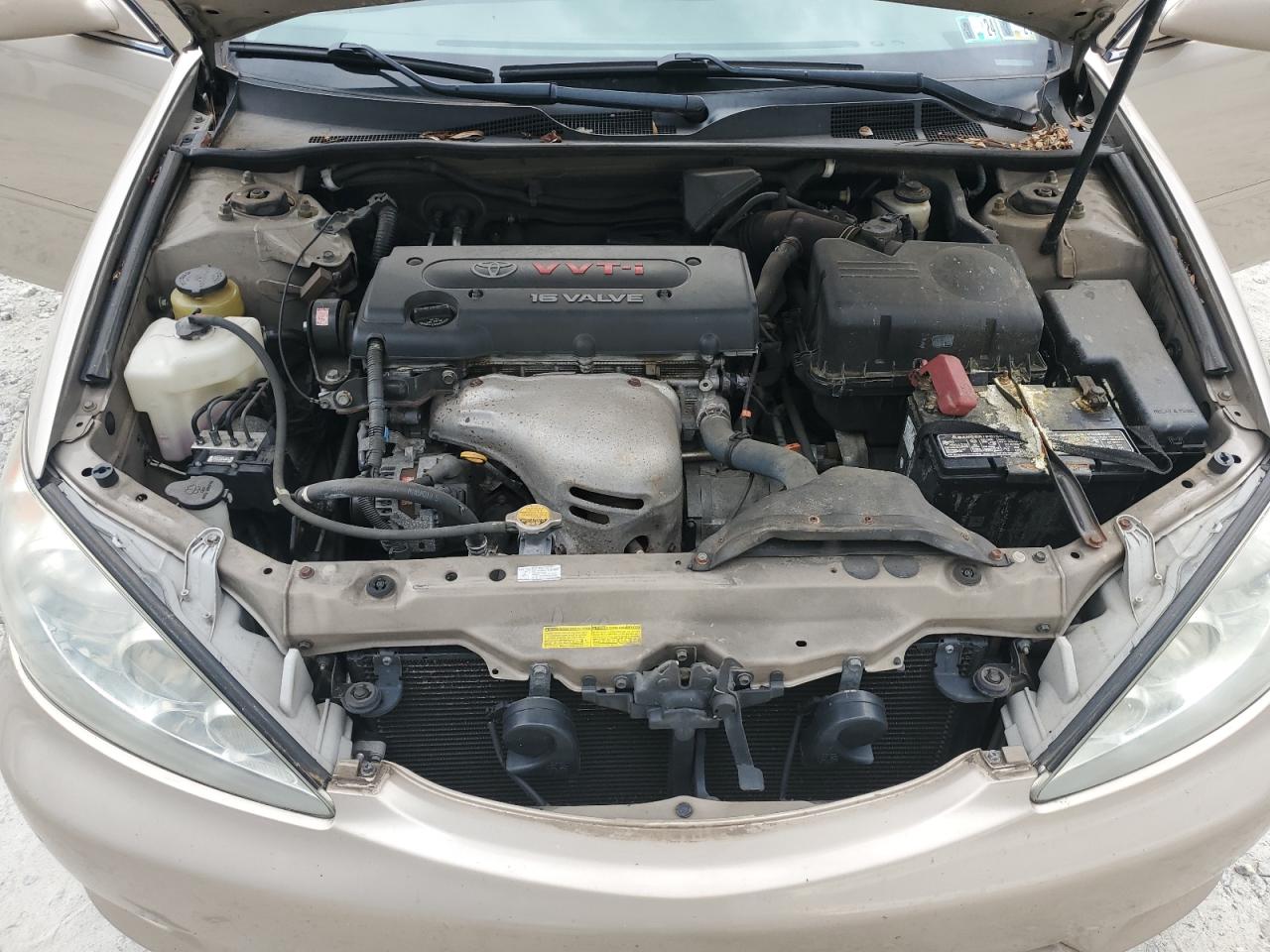 2005 Toyota Camry Le VIN: 4T1BE30K15U082815 Lot: 83846255