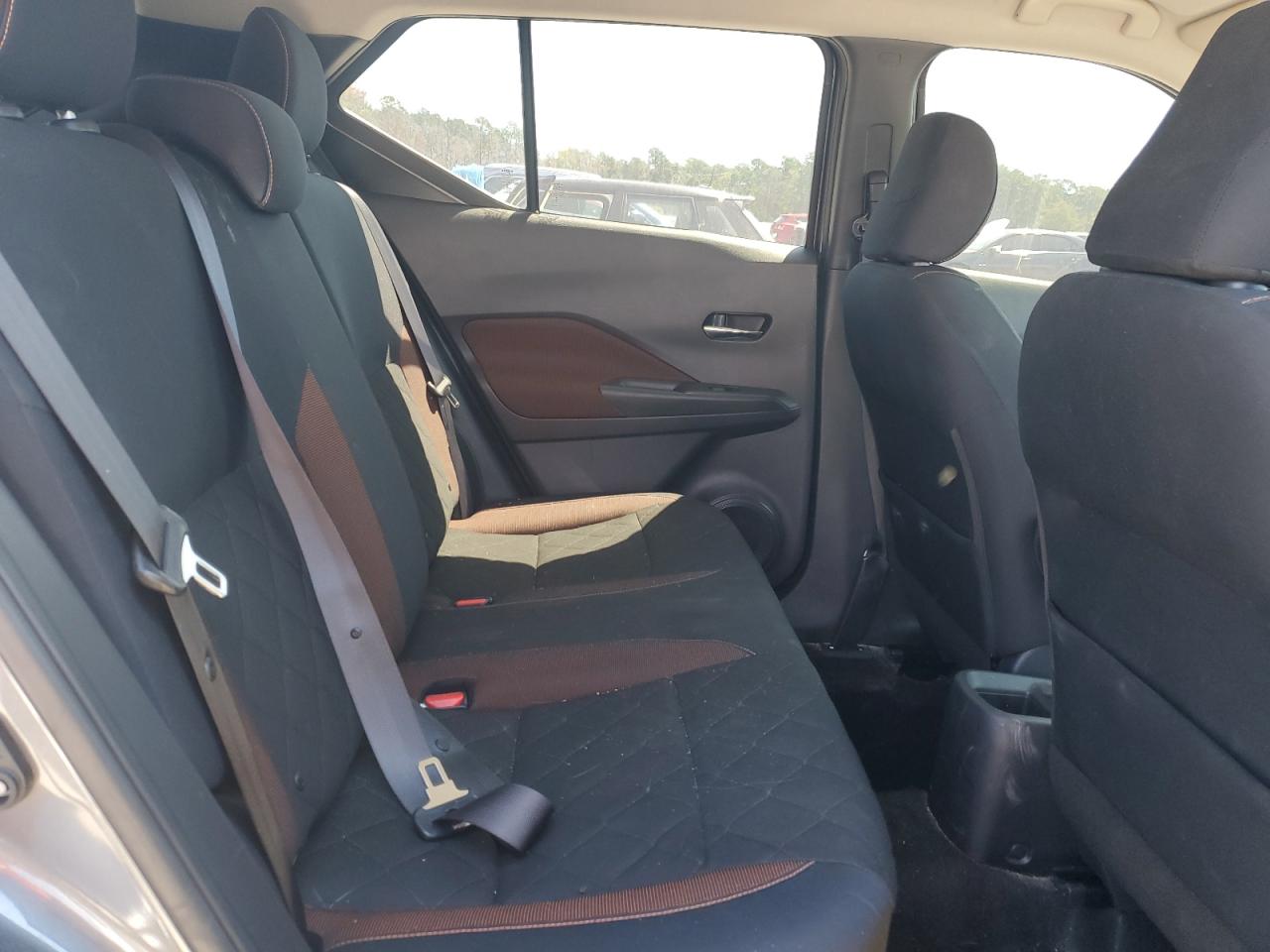 2018 Nissan Kicks S VIN: 3N1CP5CU3JL503484 Lot: 71410875