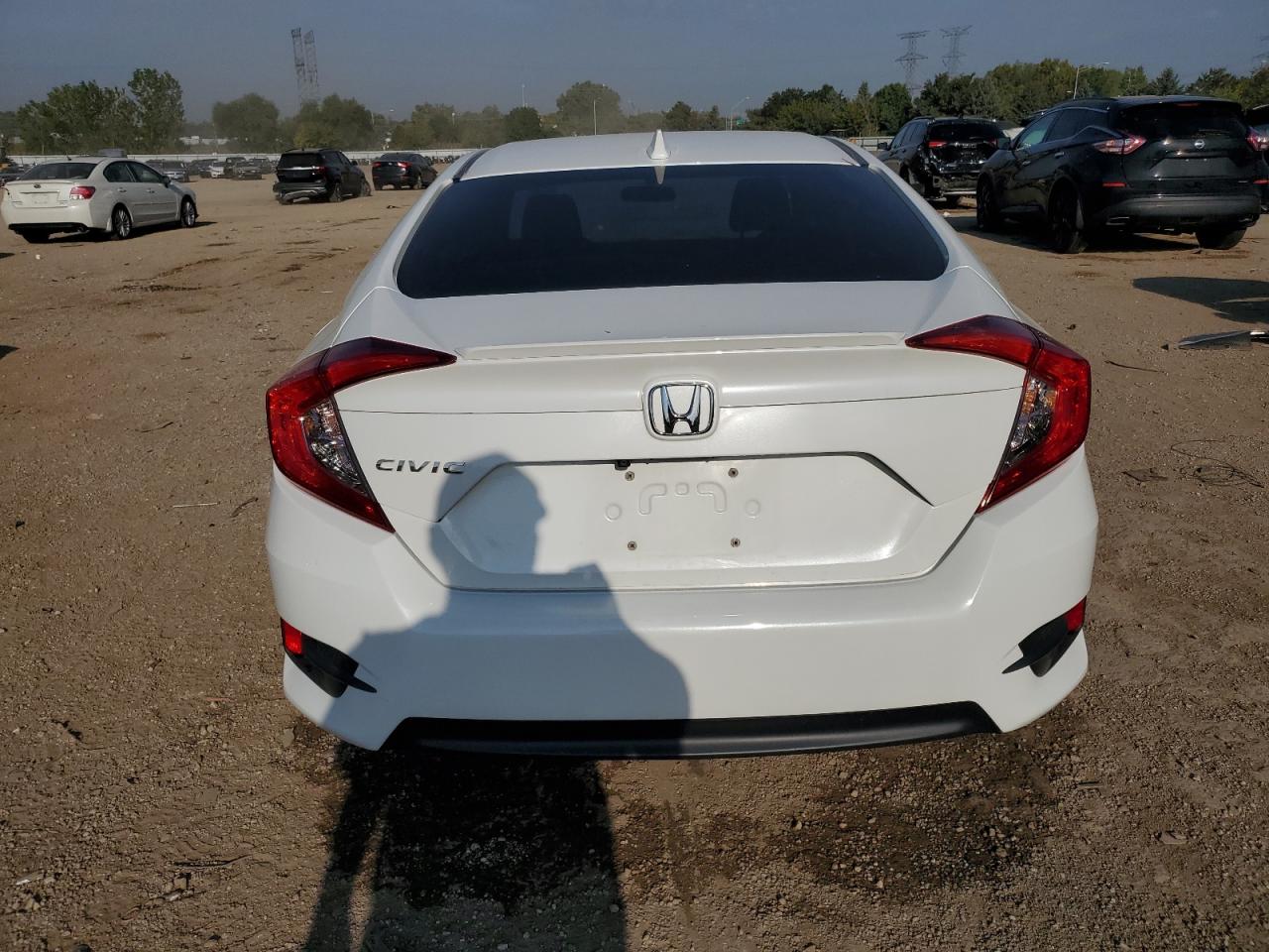 2018 Honda Civic Ex VIN: JHMFC1F35JX027484 Lot: 81428075
