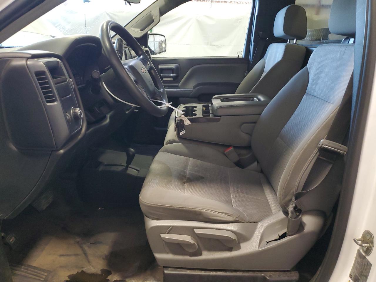 2018 Chevrolet Silverado K1500 VIN: 1GCNKNEH1JZ329055 Lot: 84057285