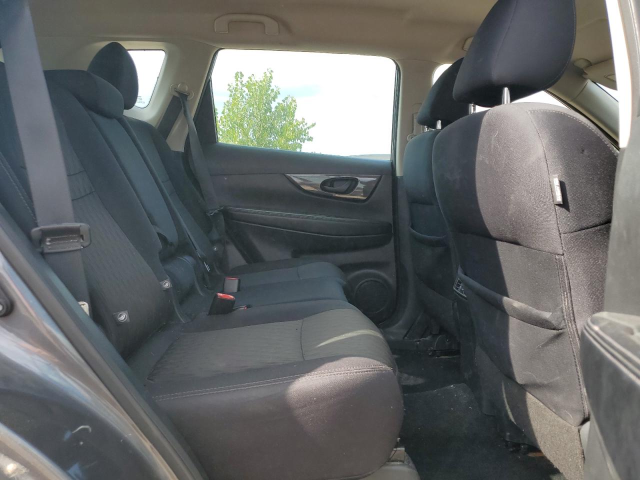 2019 Nissan Rogue S VIN: 5N1AT2MV4KC749412 Lot: 80238515