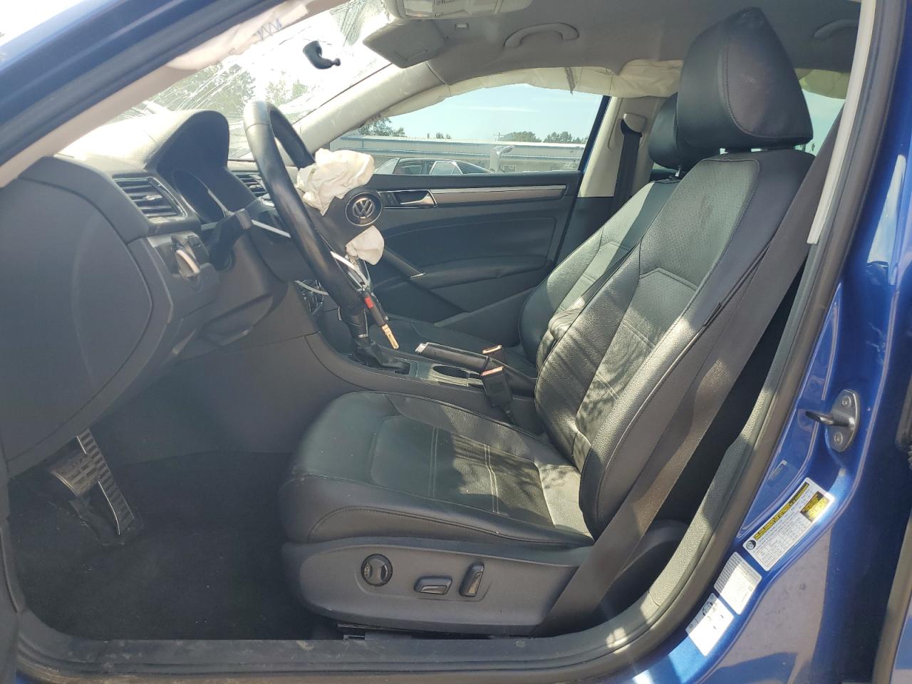 2017 Volkswagen Passat R-Line VIN: 1VWDT7A30HC013235 Lot: 71631545