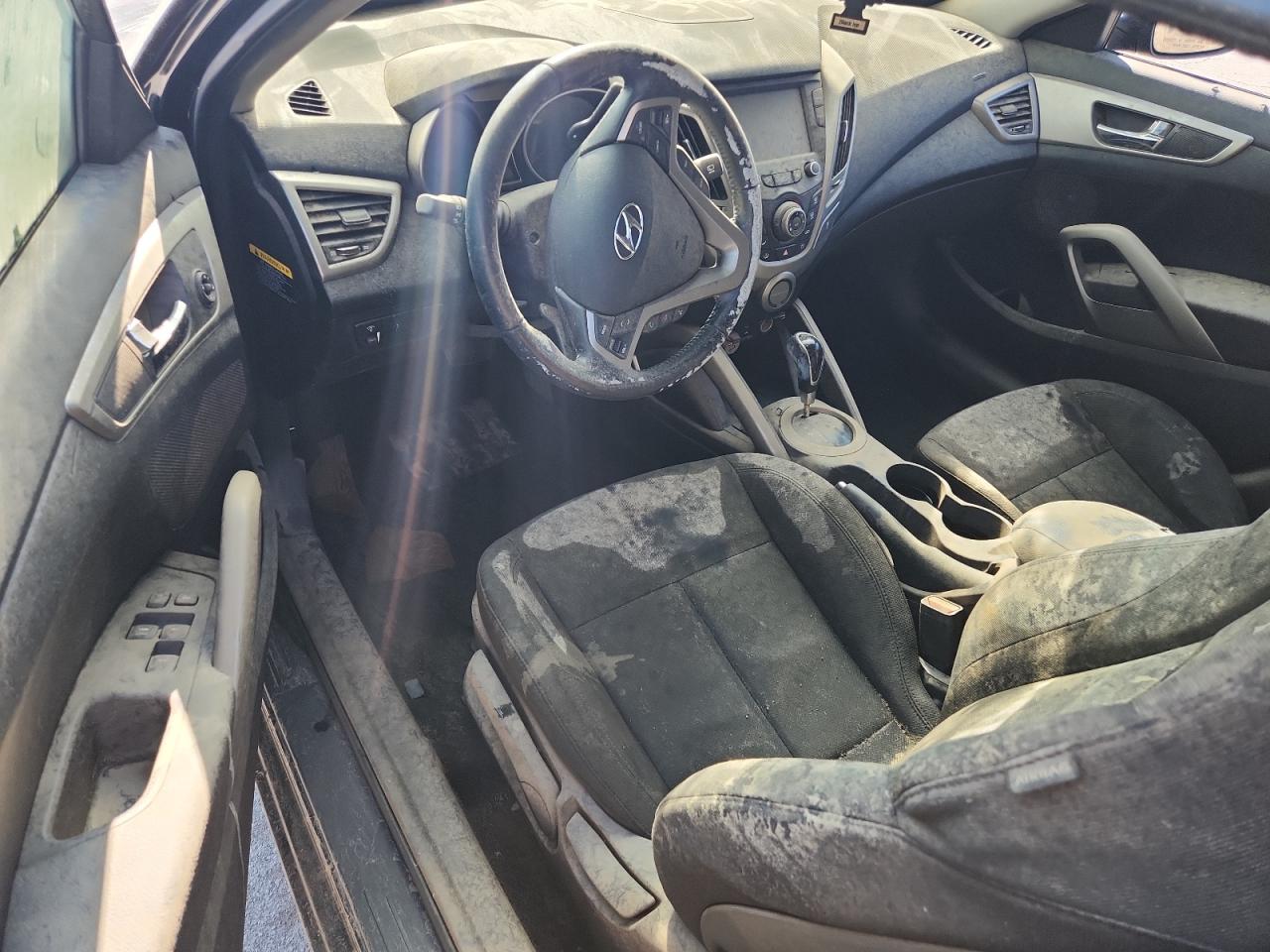 2017 Hyundai Veloster VIN: KMHTC6AD7HU304998 Lot: 70504965