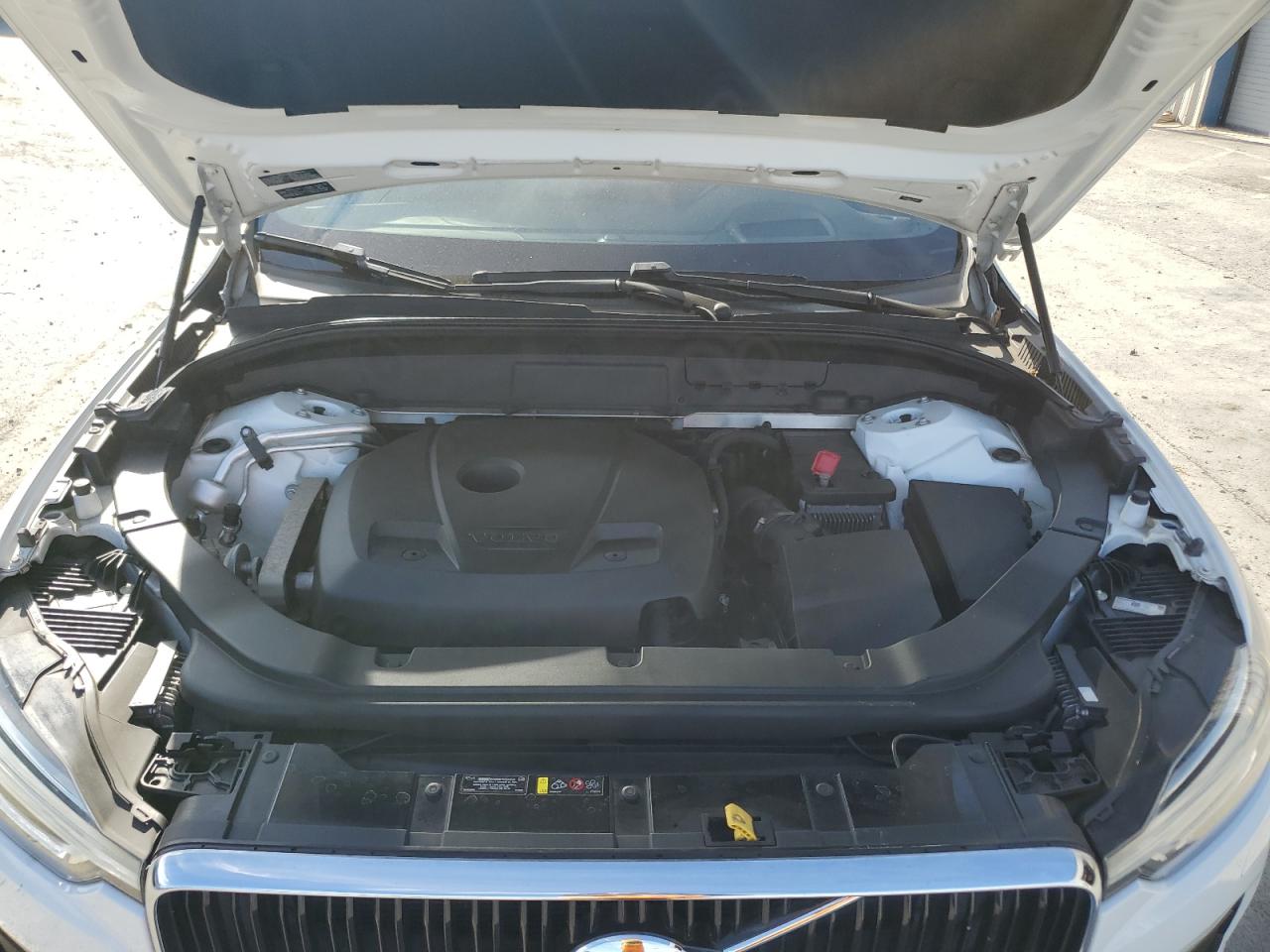 2018 Volvo Xc60 T5 Momentum VIN: YV4102RK6J1095631 Lot: 80689275