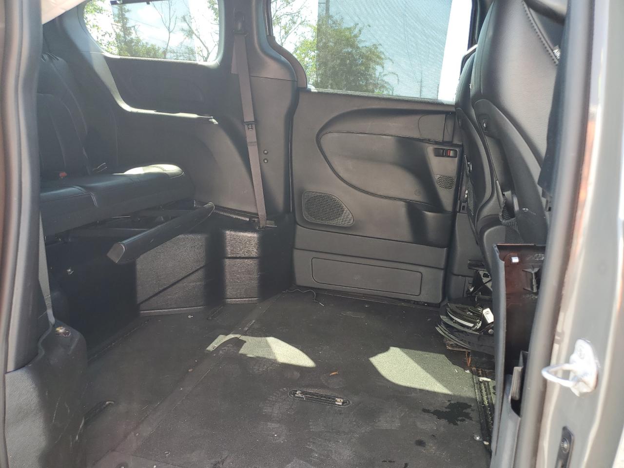 2021 Chrysler Pacifica Touring L VIN: 2C4RC1BG5MR605352 Lot: 81559495