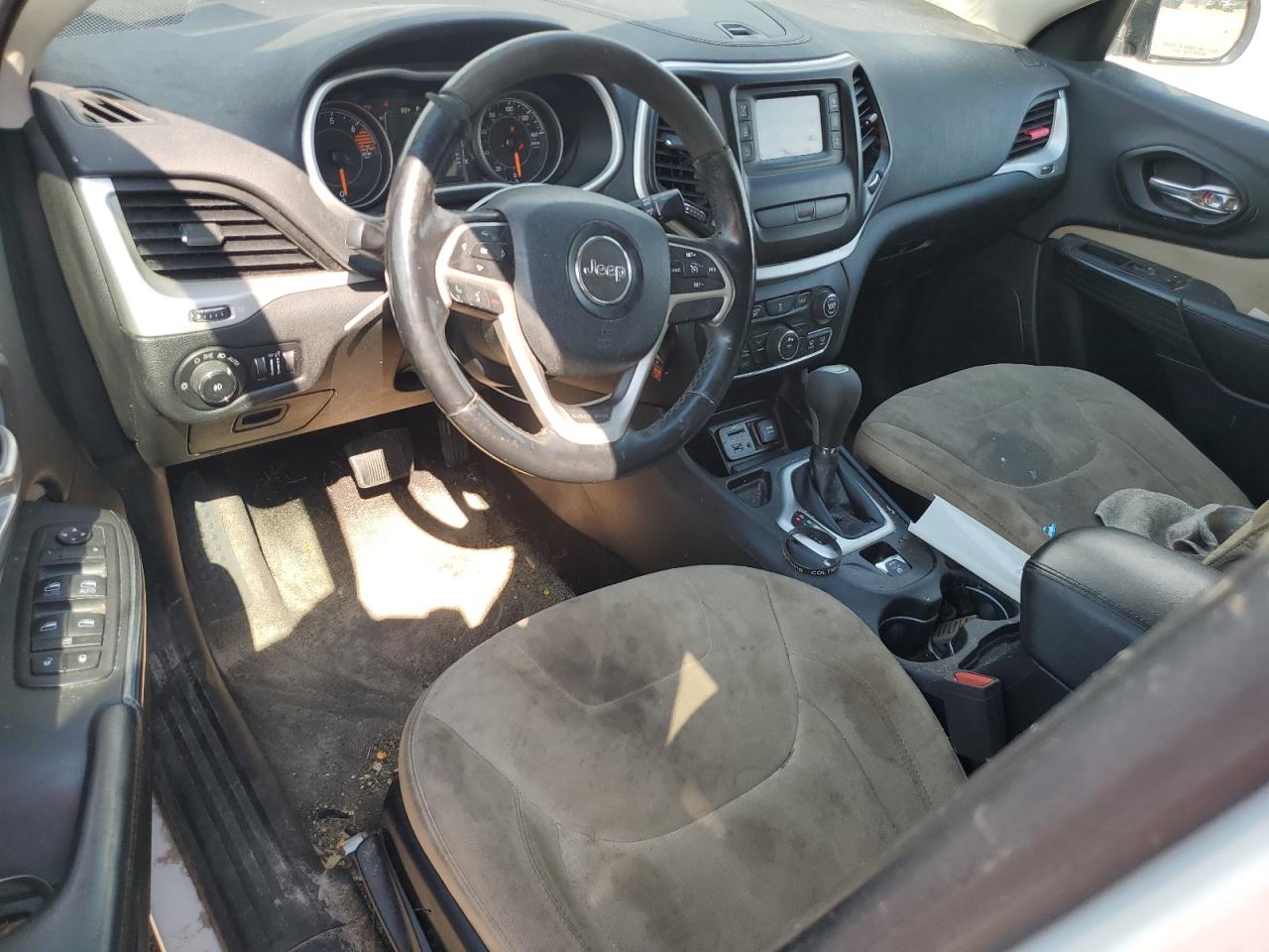 2017 Jeep Cherokee Latitude VIN: 1C4PJLCB1HW522753 Lot: 81566545