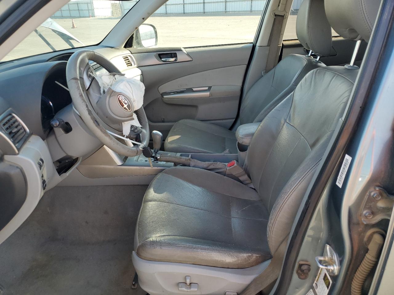 2009 Subaru Forester 2.5X Limited VIN: JF2SH64629H773877 Lot: 81838315