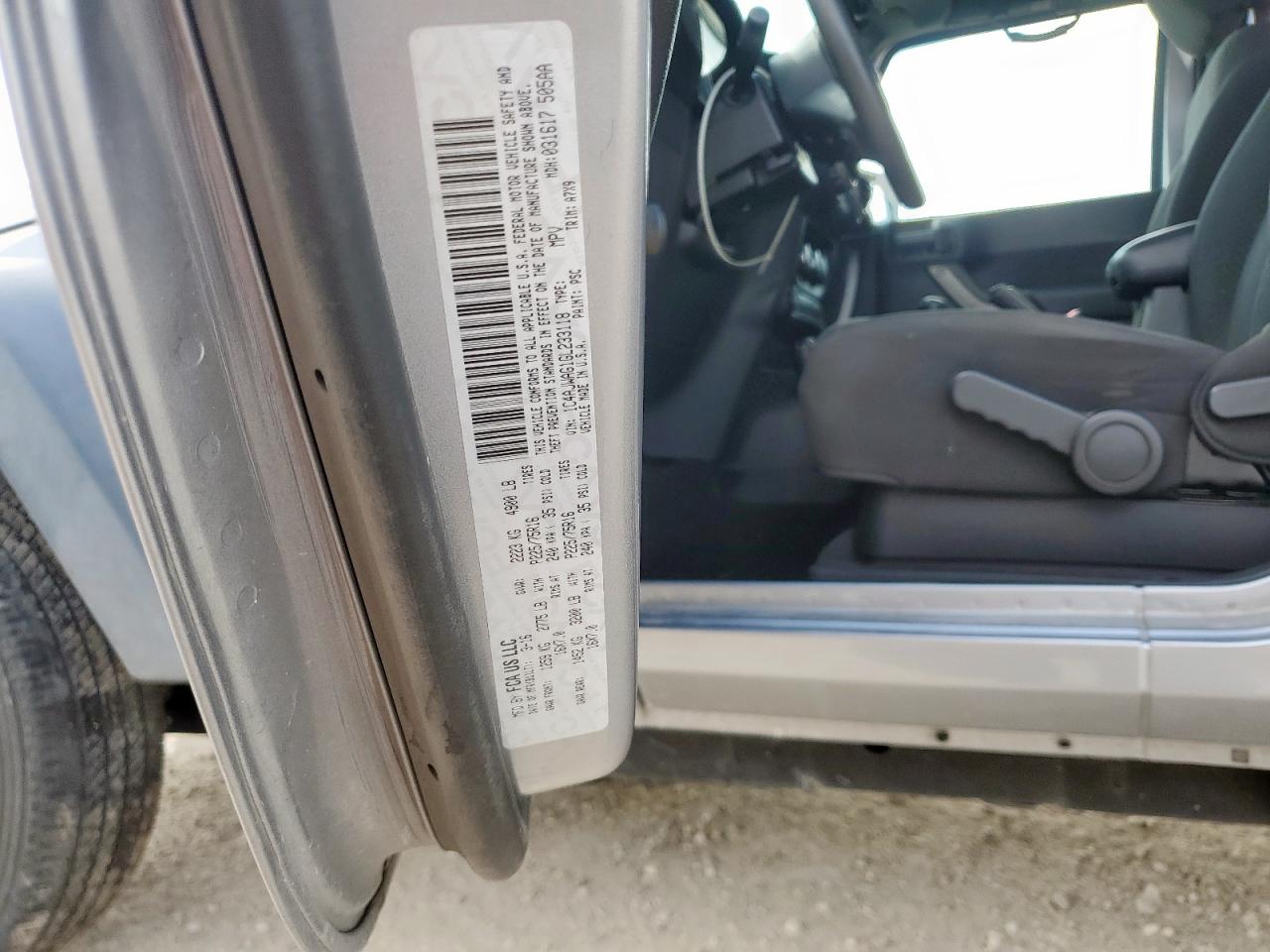 2016 Jeep Wrangler Sport VIN: 1C4AJWAG1GL233118 Lot: 72085765