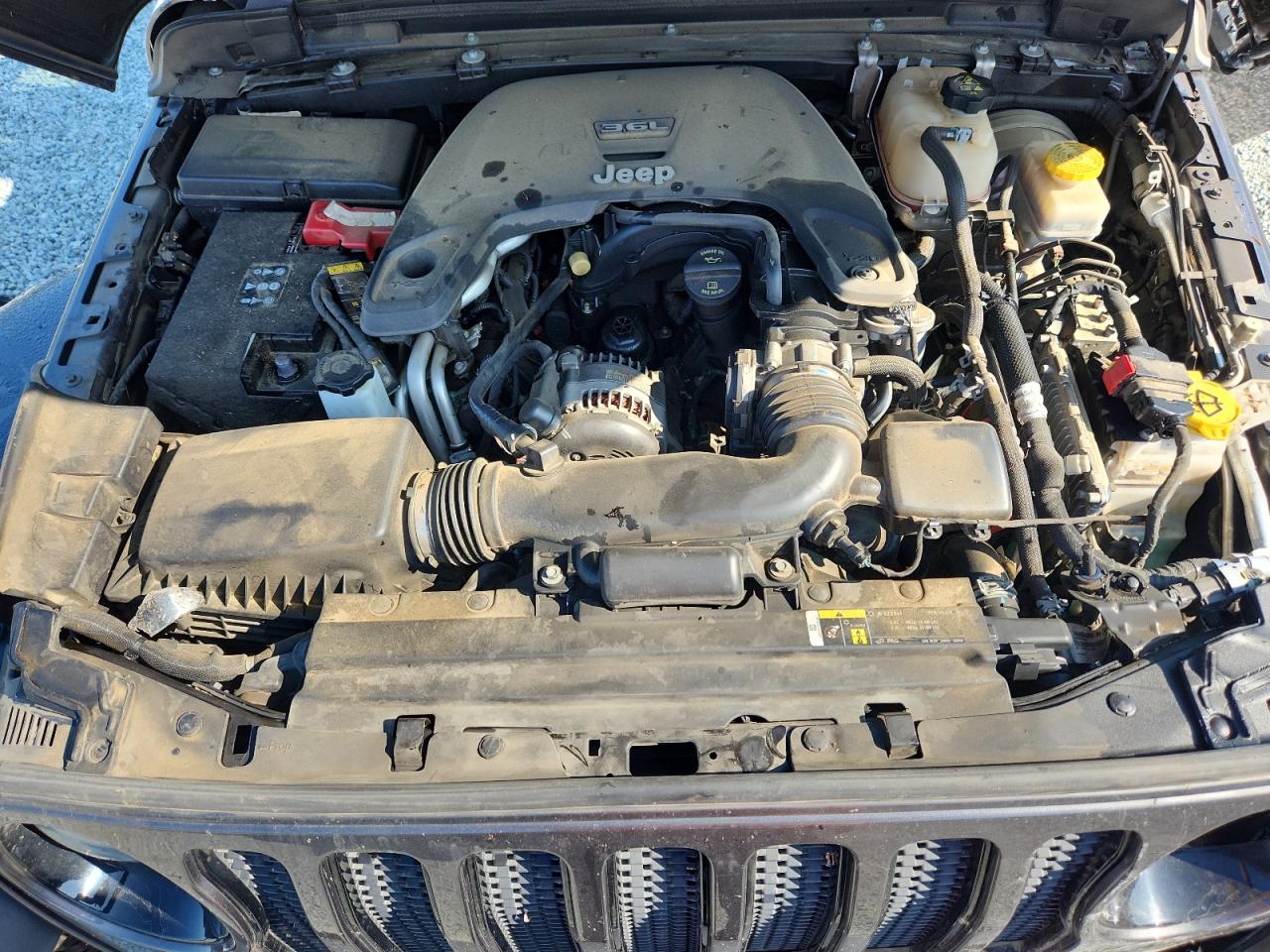 2019 Jeep Wrangler Unlimited Sahara VIN: 1C4HJXEG7KW638471 Lot: 71804595