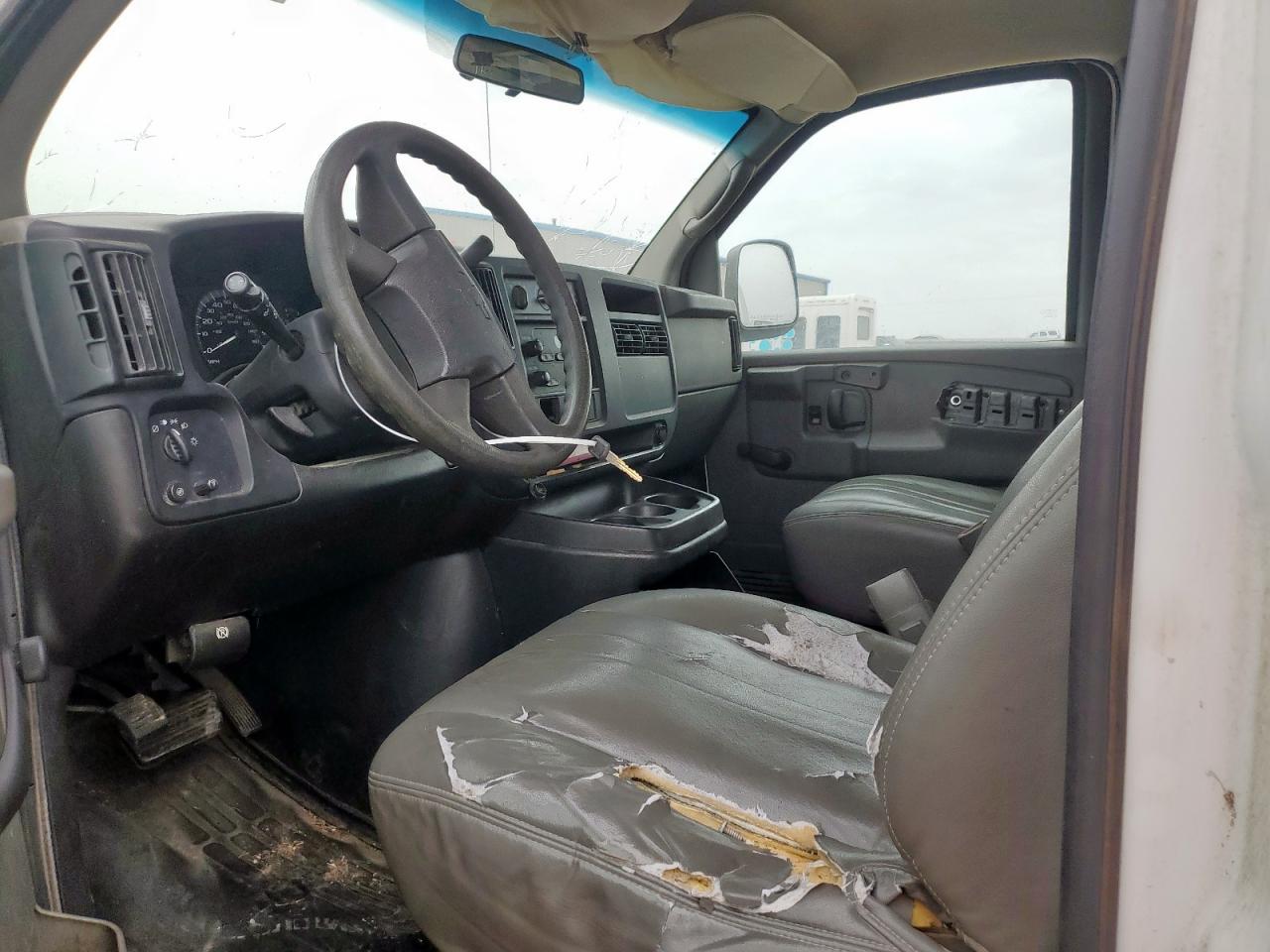 2007 Chevrolet Express G2500 VIN: 1GCGG25V071225145 Lot: 84377805
