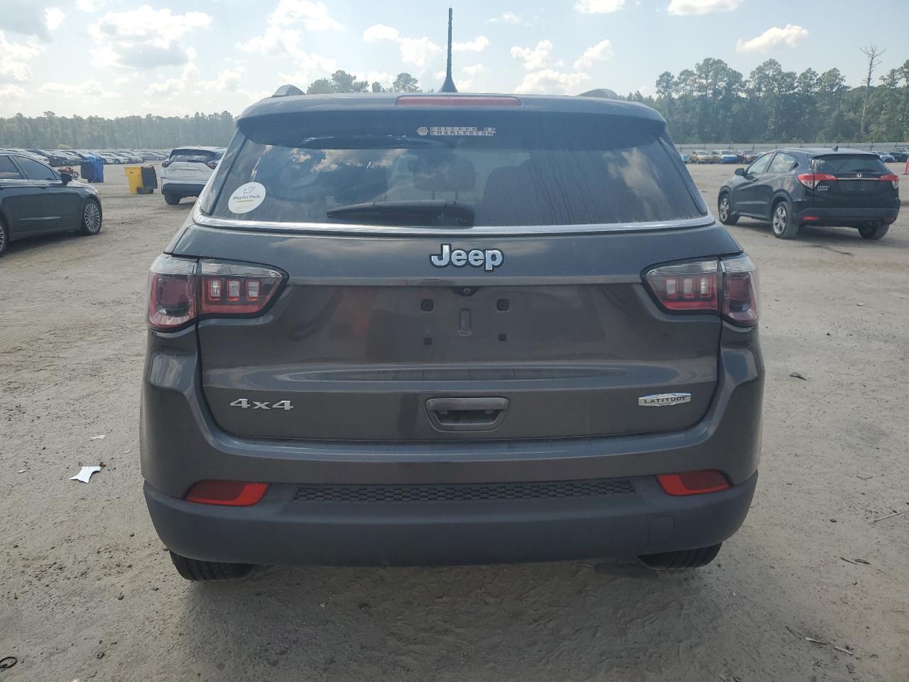 2018 Jeep Compass Latitude VIN: 3C4NJDBB2JT282980 Lot: 81486905