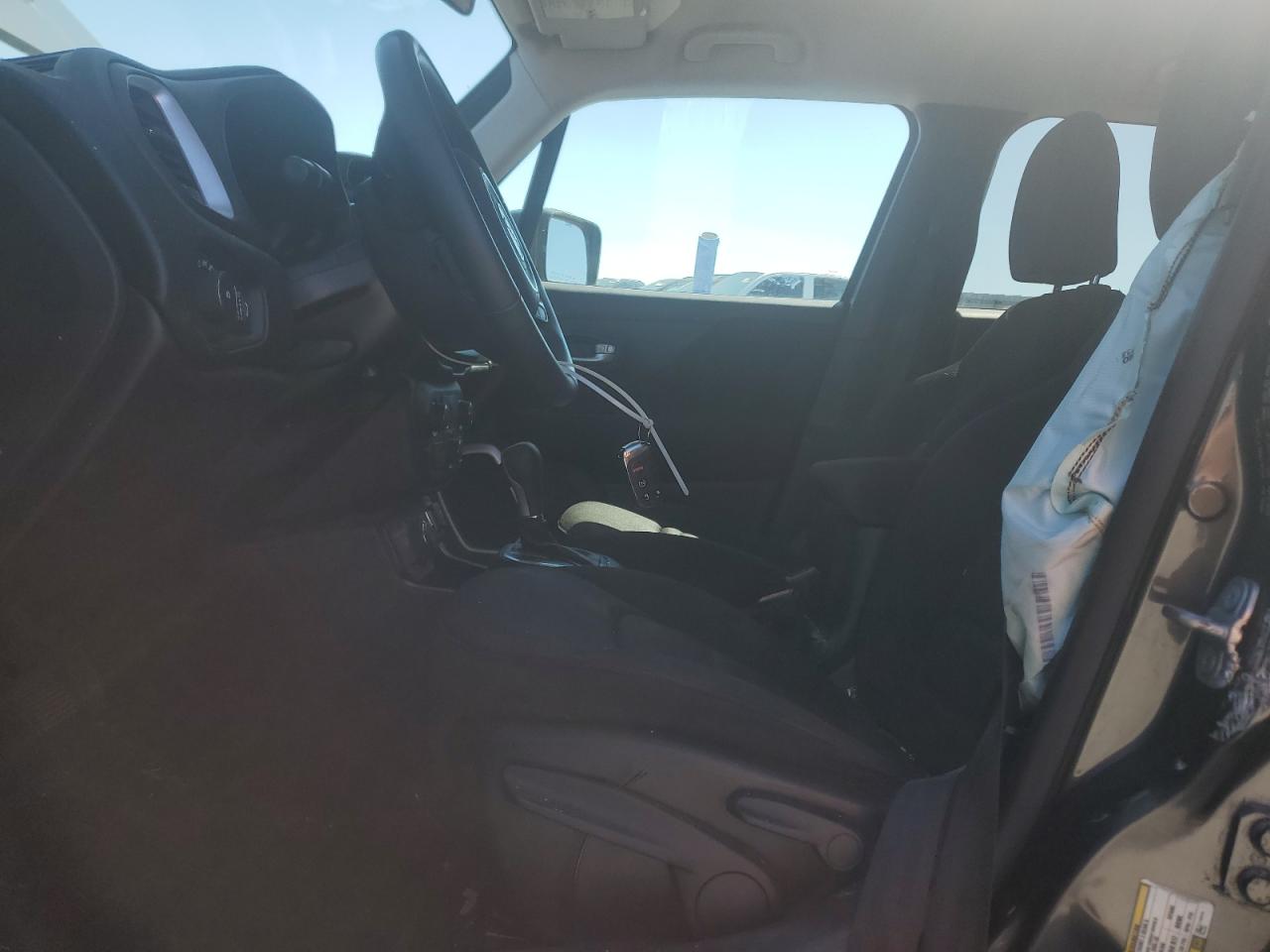 2018 Jeep Renegade Latitude VIN: ZACCJBBB9JPJ45955 Lot: 72085345