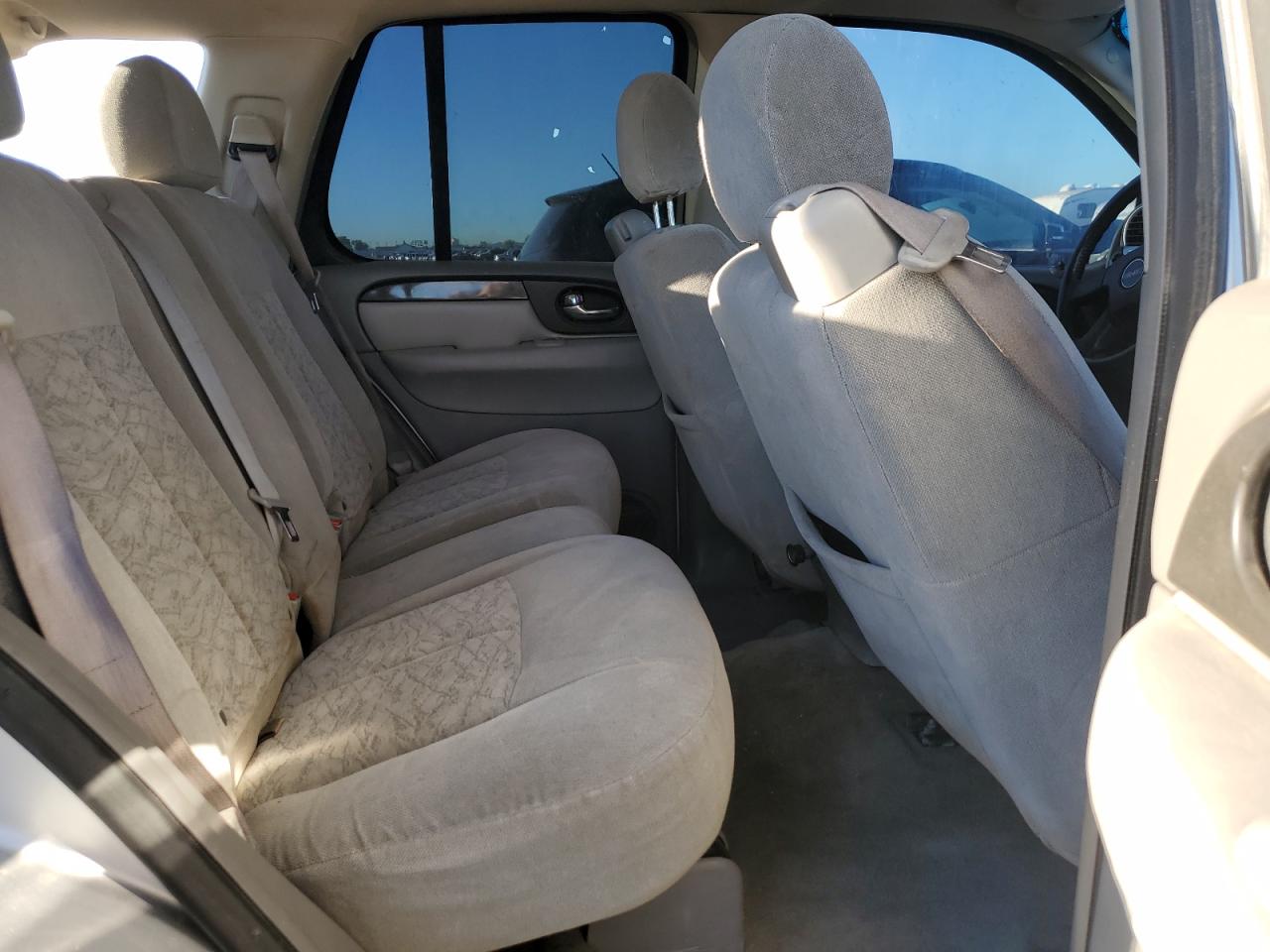 2005 GMC Envoy VIN: 1GKDT13S052353396 Lot: 81951675